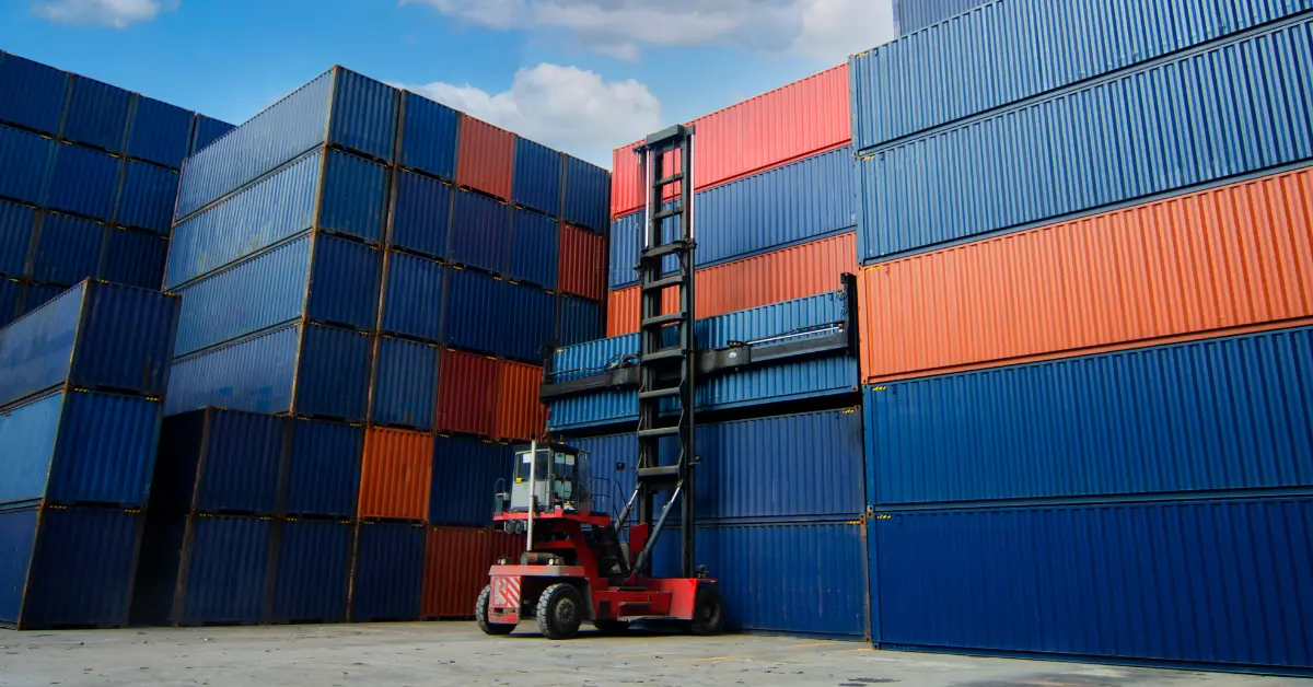 Top Benefits of Onsite Storage Containers for Businesses